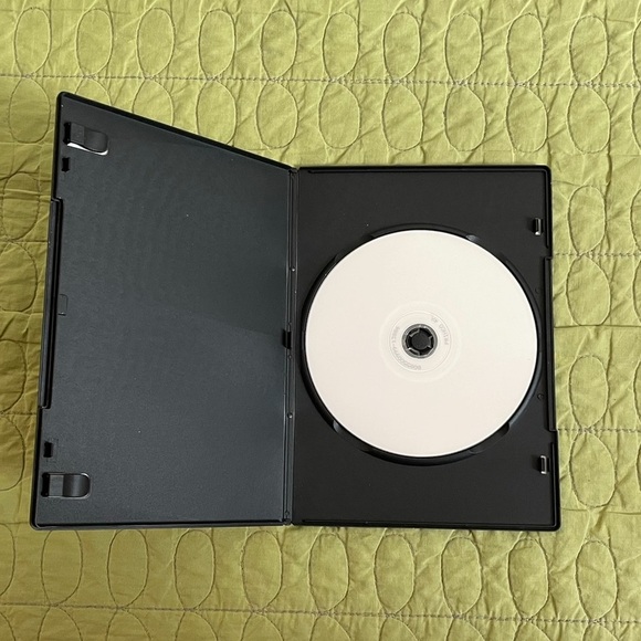 EUC Tyler Perry’s “Madea’s Family Reunion” - Picture 3 of 4